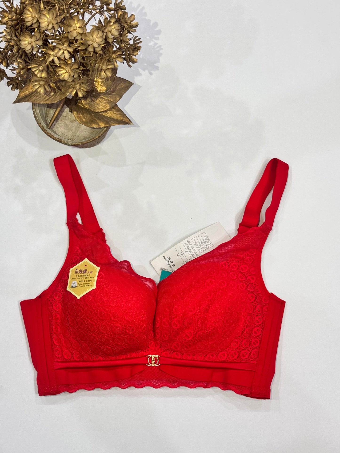 Elegant Lace Full-Coverage Bra