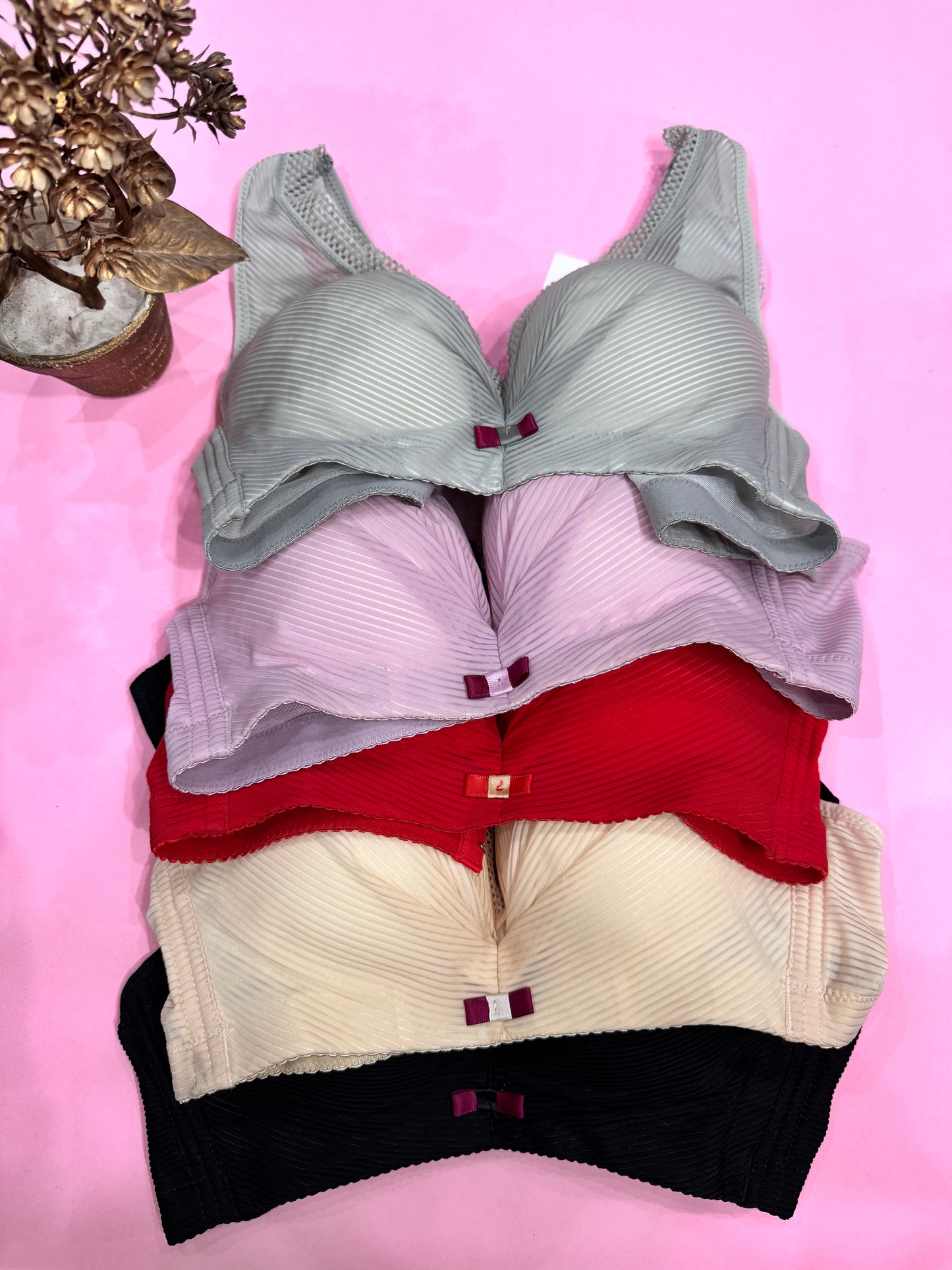 Seamless V-Neck Wireless Comfort Bra