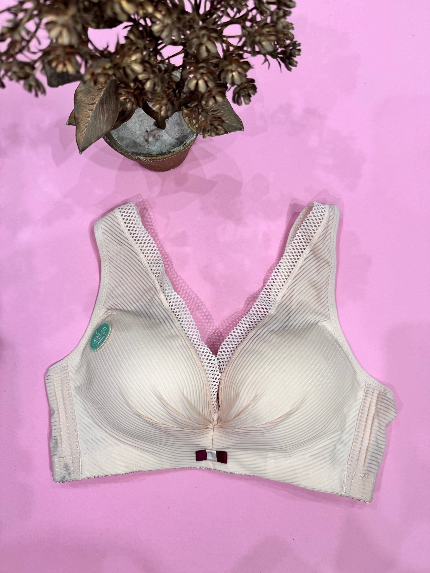 Seamless V-Neck Wireless Comfort Bra